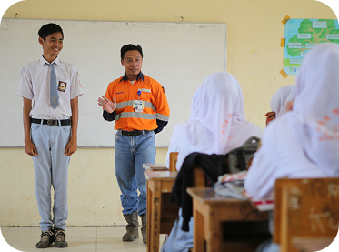 DARMA HENWA ASSISTS SEARCH AND RESCUE VICTIMS OF THE MOUNT SEMERU ERUPTION